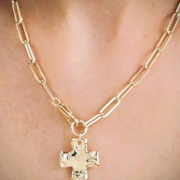 Gold Chain Necklace with Cross Pendant - Picture 2 of 4